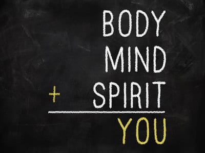 enfoque de la mente, el cuerpo y el espíritu